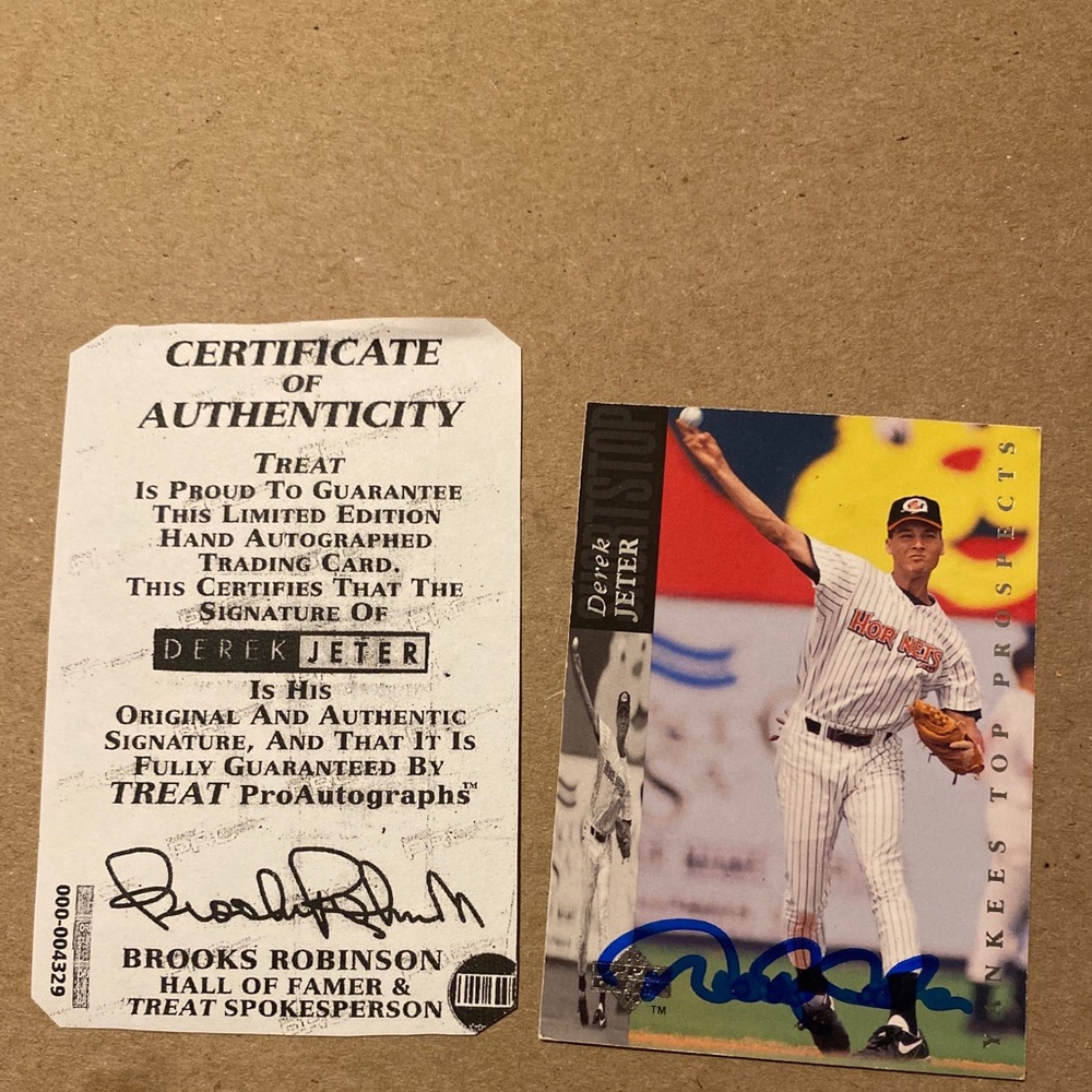 Derek Jeter Autograph Rookie Card